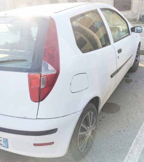 FIAT PUNTO 1.2- BENZINA.