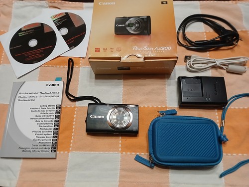 Macchina fotografica A2300 