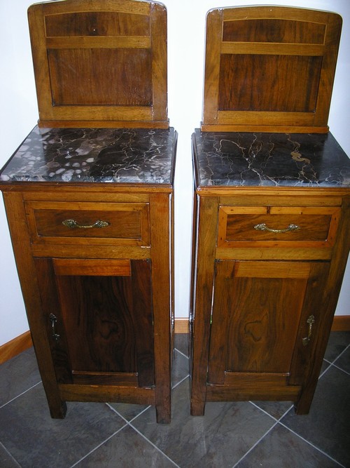 Vendo Comodini Antichi con marmo,