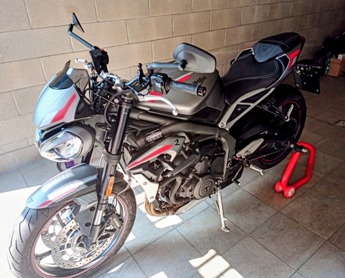 Vendo Street Triple 765R low seat